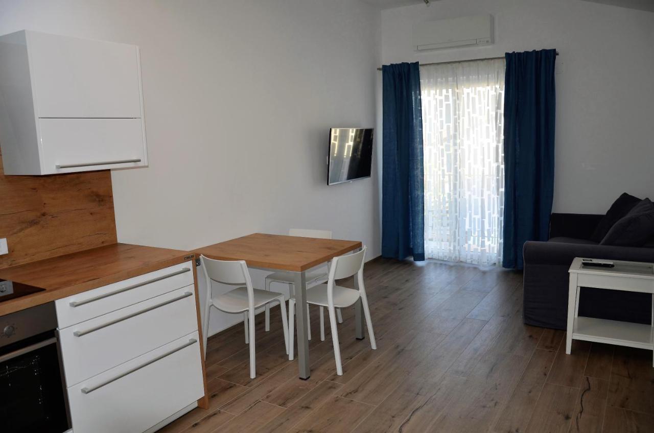 Apartments Ostanek 2 Portoroz Bagian luar foto
